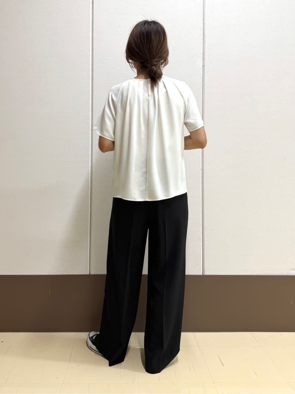 mamiさんの「INDIVI｜【UVケア】タックブラウス」を使ったコーディネート