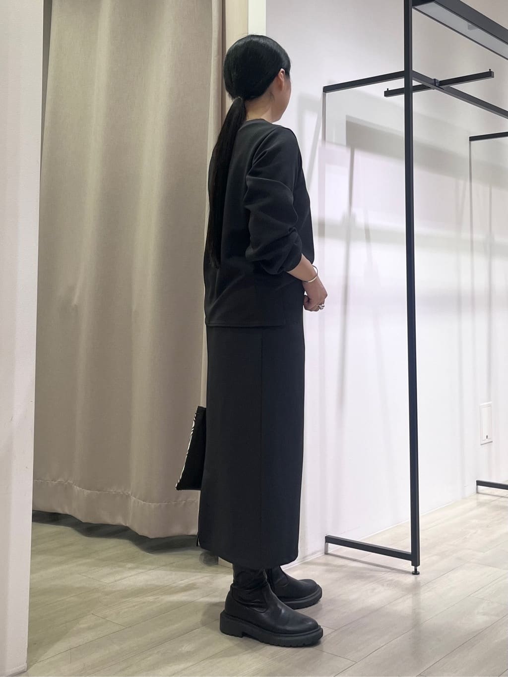 hasuさんの「INDIVI｜【SETUP可能／袖コンシャス】ダンボールジャージトップス」を使ったコーディネート