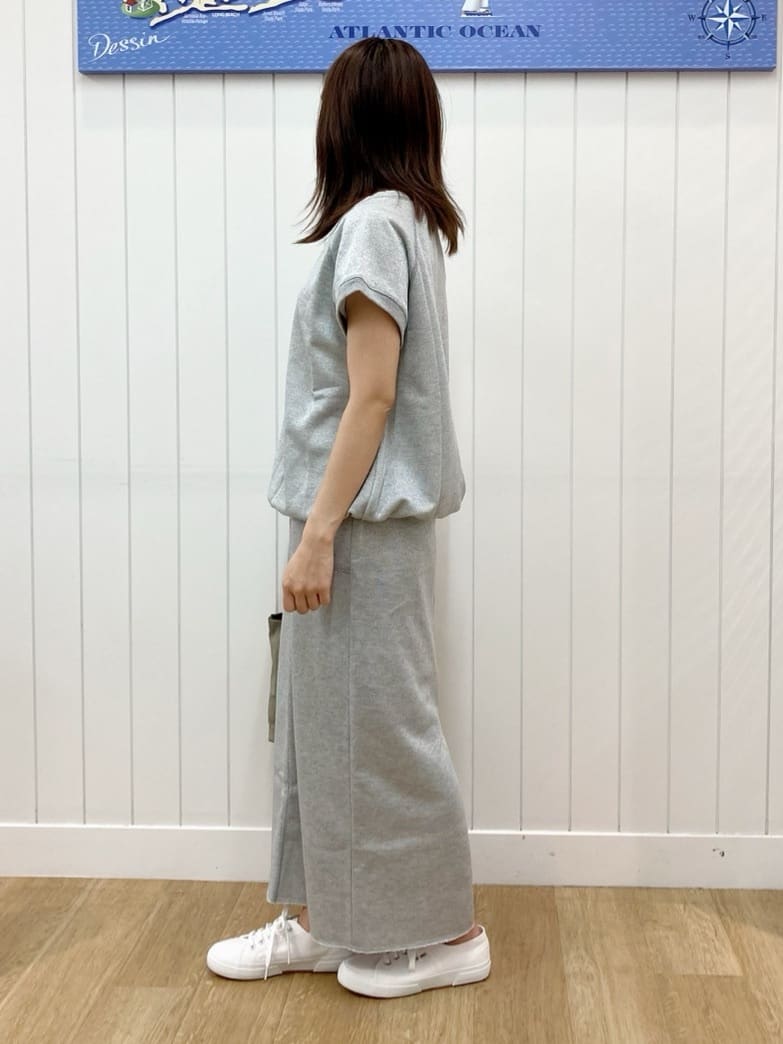 yoshiさんの「Dessin｜【セットアップ可・洗える】ラメ裏毛トップス」を使ったコーディネート