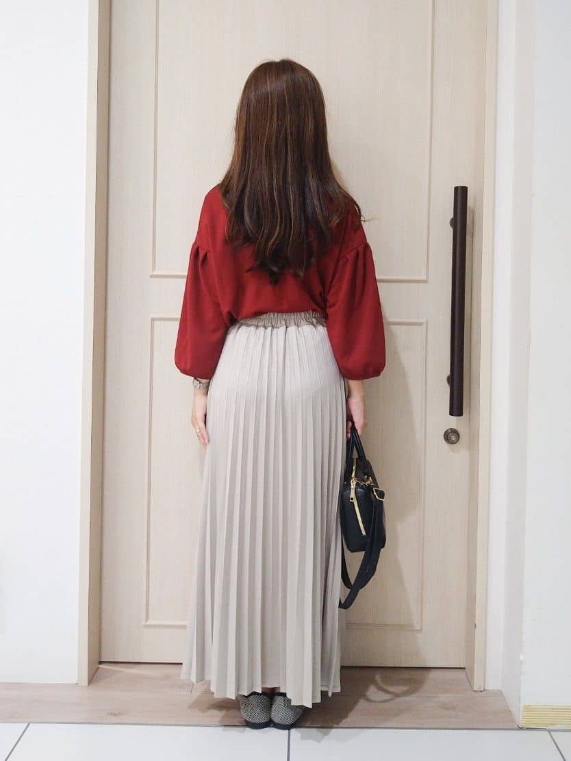 mi-saさんの「SHOO･LA･RUE｜【2点セット/7分袖】大人のきれい見え お袖タック入りアクセ付きトップス」を使ったコーディネート