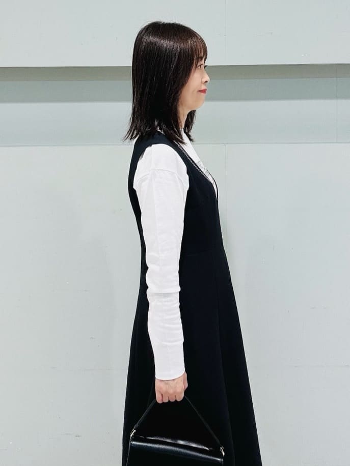 makiさんの「UNTITLED｜【洗える/コットン100%】グラフィックロンT」を使ったコーディネート