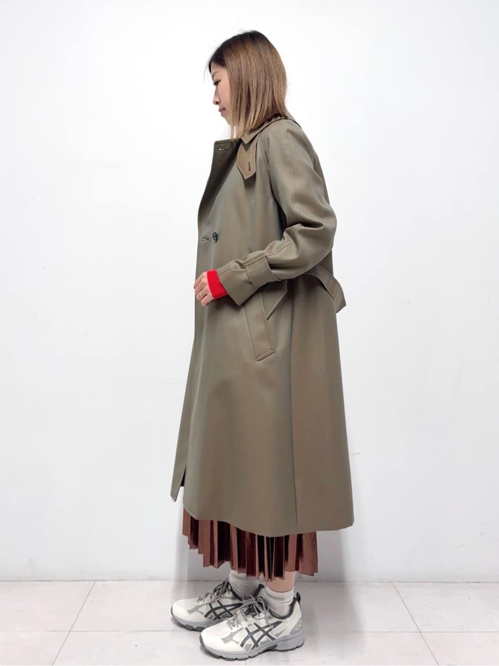 Nishijimaさんの「DRESSTERIOR｜◆【洗える/ストレッチ性/オンオフ】箔プリントプリーツスカート」を使ったコーディネート