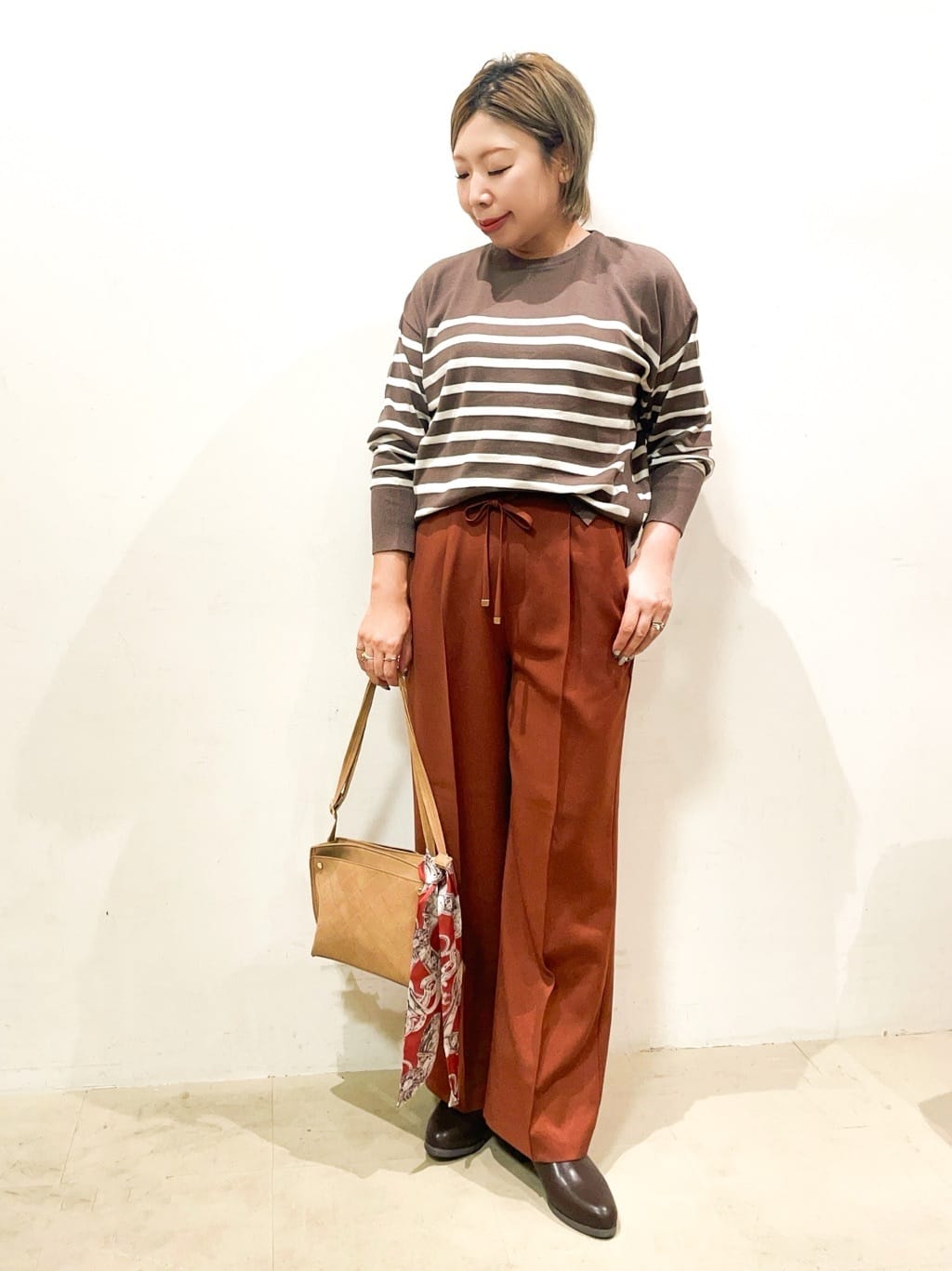 Ricoさんの「SHOO･LA･RUE｜【洗濯機可/S-LL/高レビュー】上品シルエットで美しい イージーワイドパンツ」を使ったコーディネート