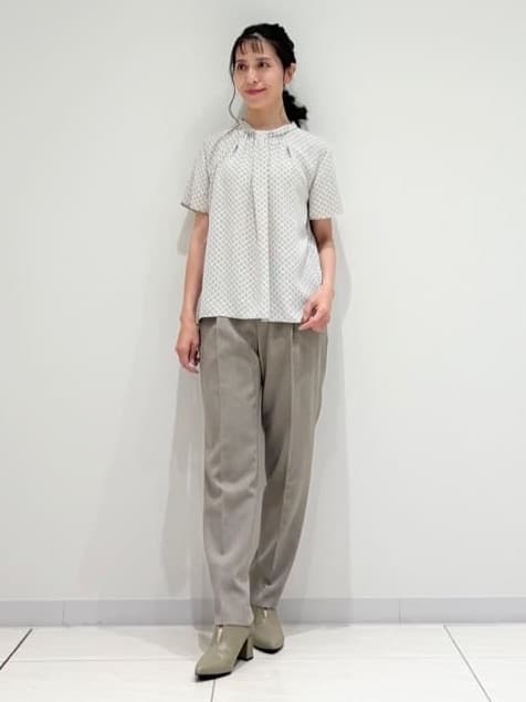 kayoさんの「INDIVI｜【UVケア】モノグラム ボウタイデザインブラウス」を使ったコーディネート