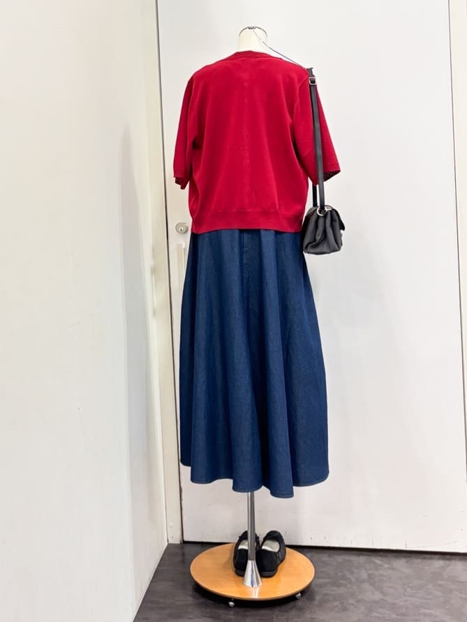 yukariさんの「grove｜最終お値下げ！！【人間工学】つつまれフィットバレエシューズ （抗菌防臭加工裏地使用）」を使ったコーディネート