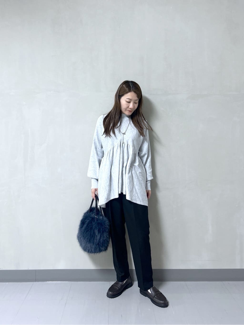 takaさんの「INDIVI｜【再入荷】ペプラムハイネックニット」を使ったコーディネート