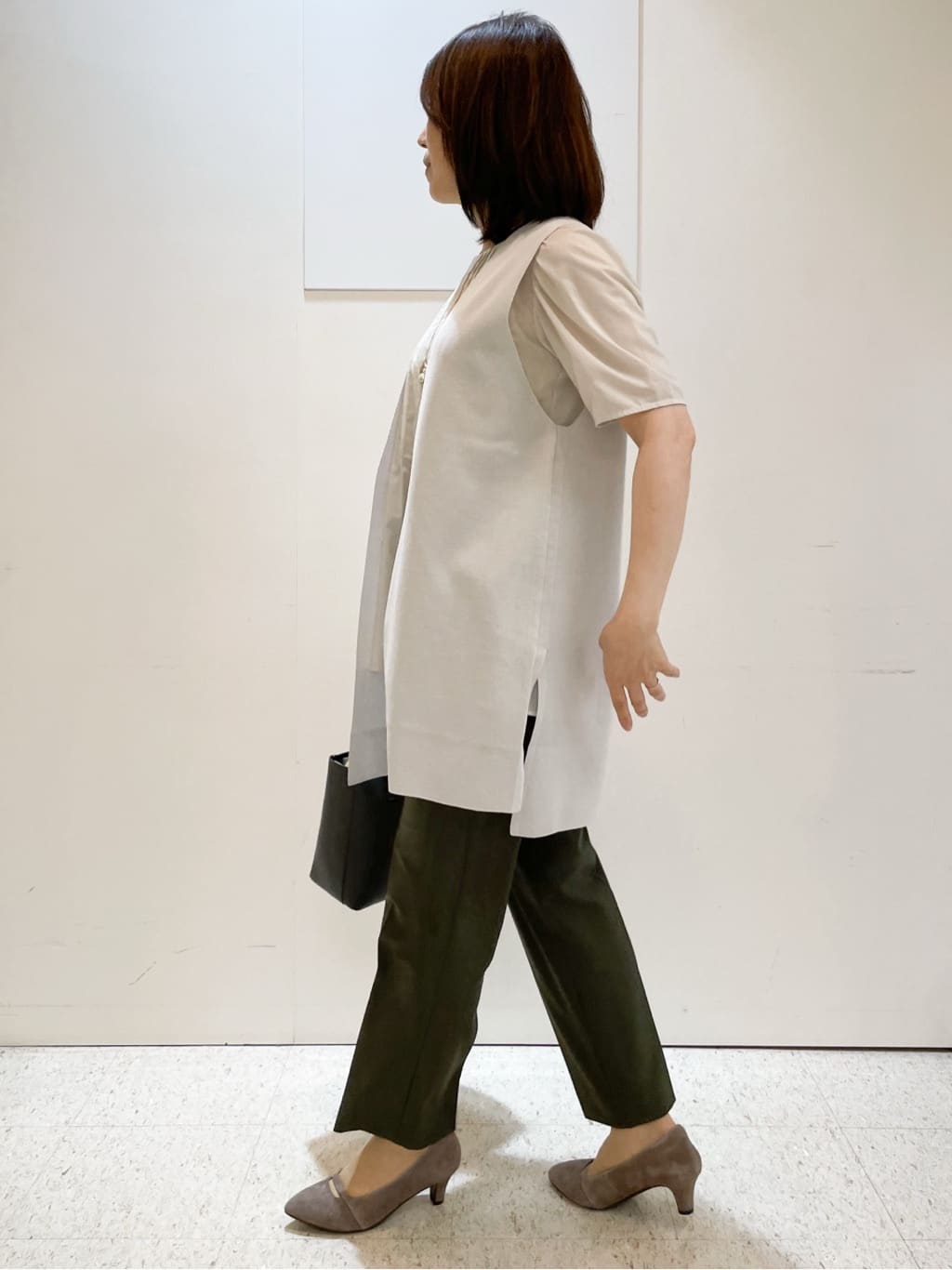 めいさんの「Reflect｜【すっきり見え！長め丈】ピンタックデザインチュニックブラウス」を使ったコーディネート