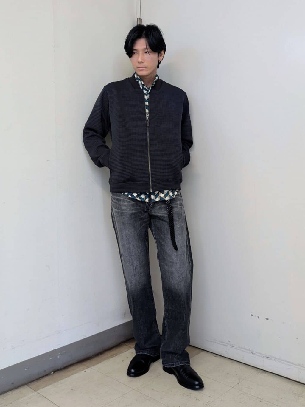 ryoさんの「TAKEO KIKUCHI｜【COOL CITY WEAR】籠目アート柄 サッカーシャツ /通気性」を使ったコーディネート