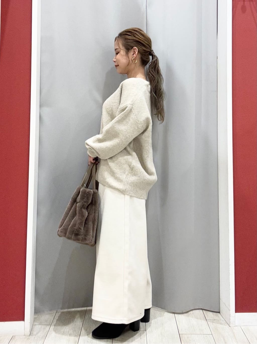 shioさんの「SHOO･LA･RUE｜【洗濯機可】美脚見え あったか圧縮ニット ガウチョパンツ」を使ったコーディネート