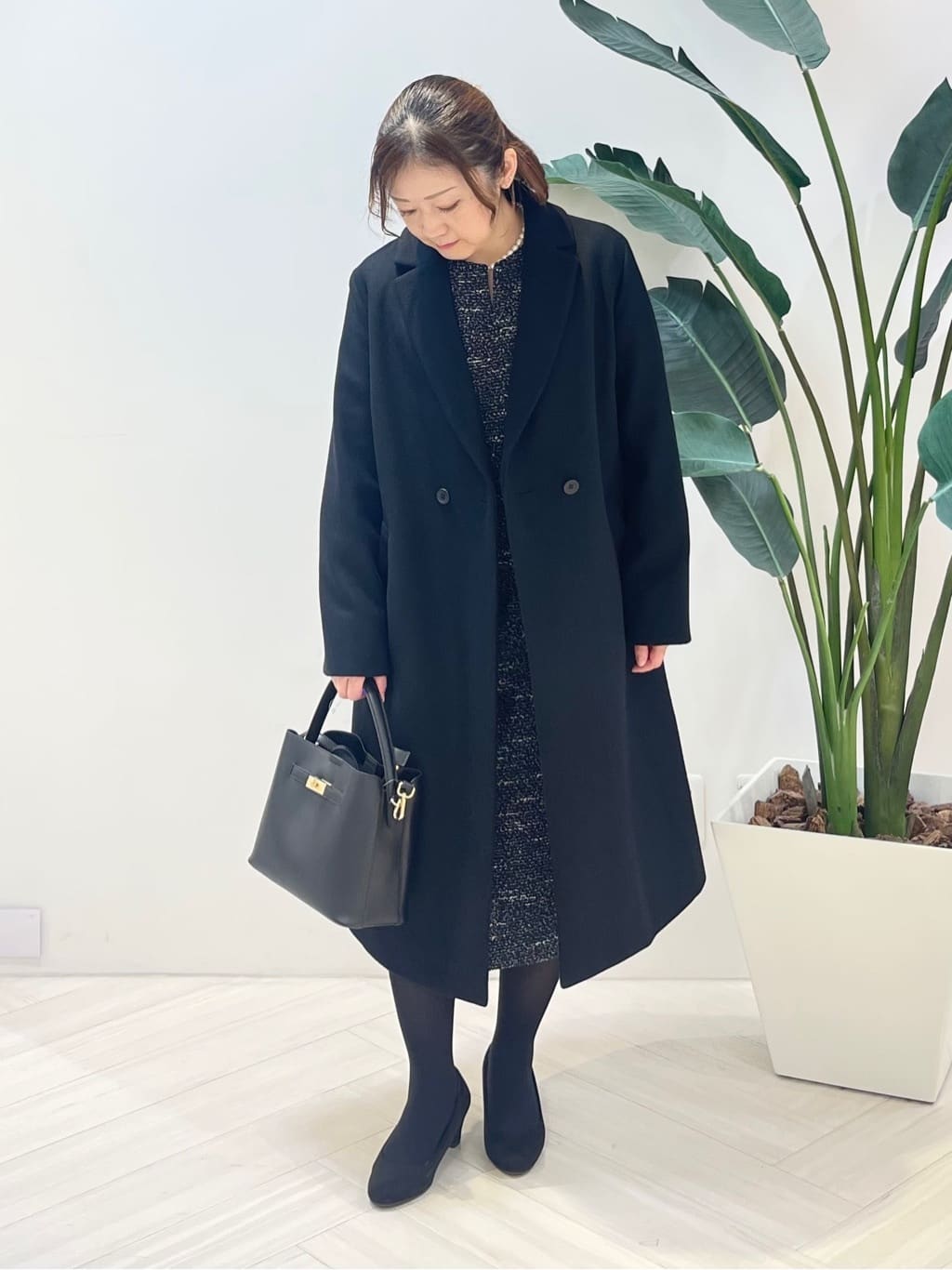 Tomoさんの「UNTITLED｜【日本製】チェスター風コート」を使ったコーディネート