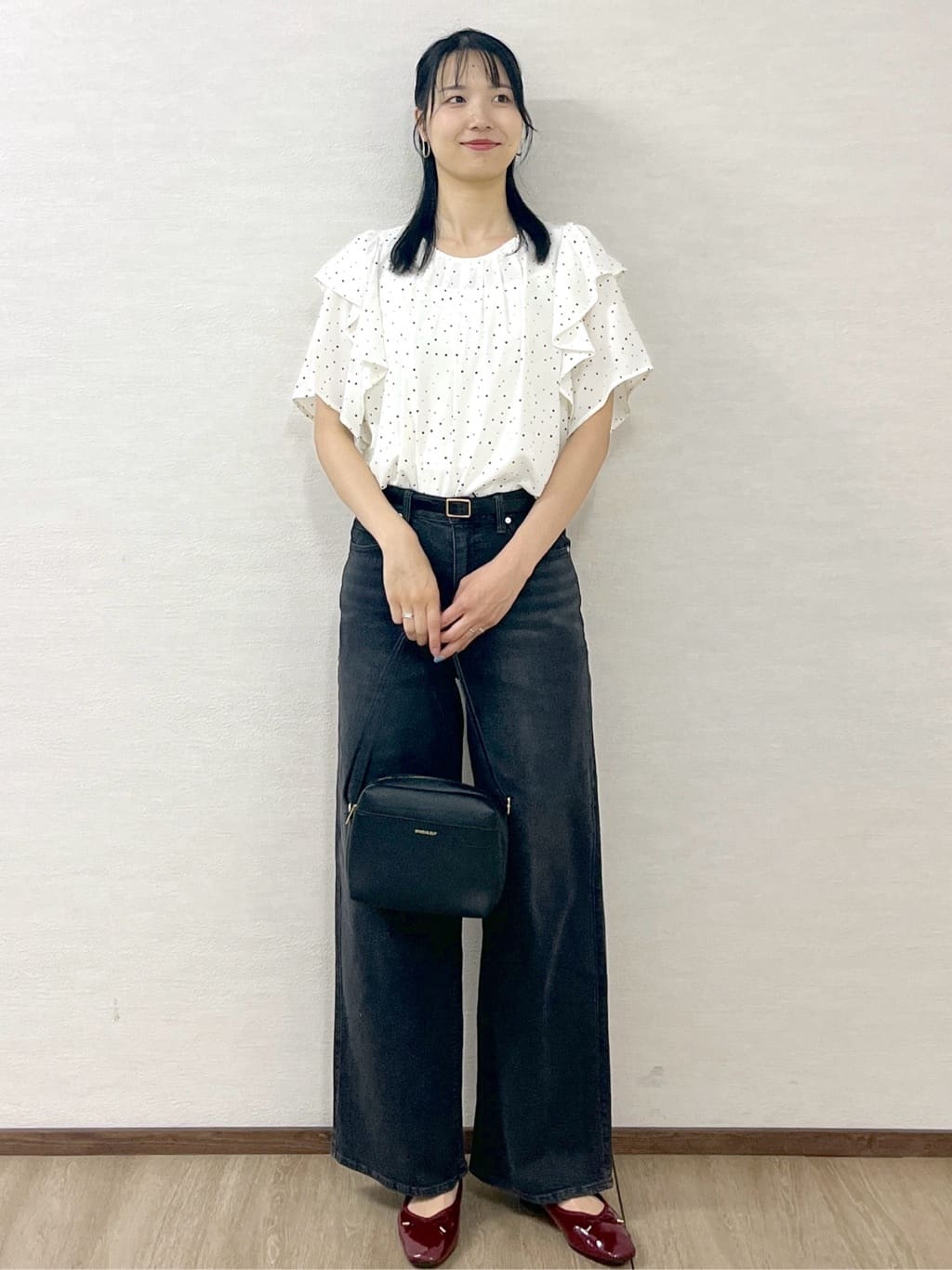 sachikoさんの「OPAQUE.CLIP｜ランダムドットフリルブラウス【洗濯機洗い可】」を使ったコーディネート