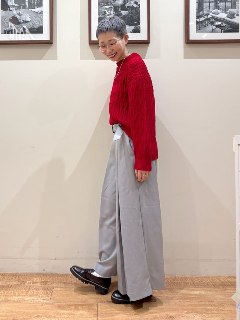 Ayumiさんの「SHOO･LA･RUE｜【洗濯機可／毛玉レス】シンプルケーブル柄ニット」を使ったコーディネート