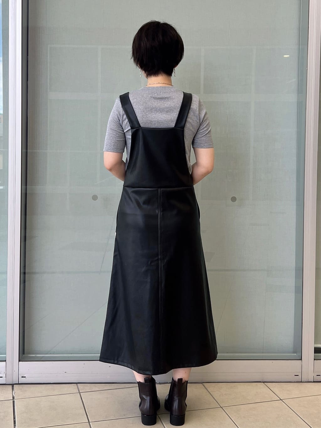 yo-koさんの「OPAQUE.CLIP｜ラメリブカットソー【洗濯機洗い可】」を使ったコーディネート