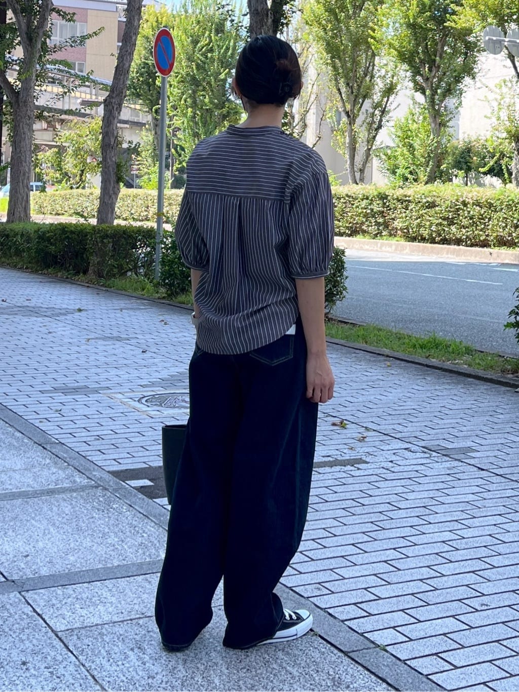 canaさんの「Dessin｜【洗える】フリルバンドカラー五分袖ブラウス」を使ったコーディネート