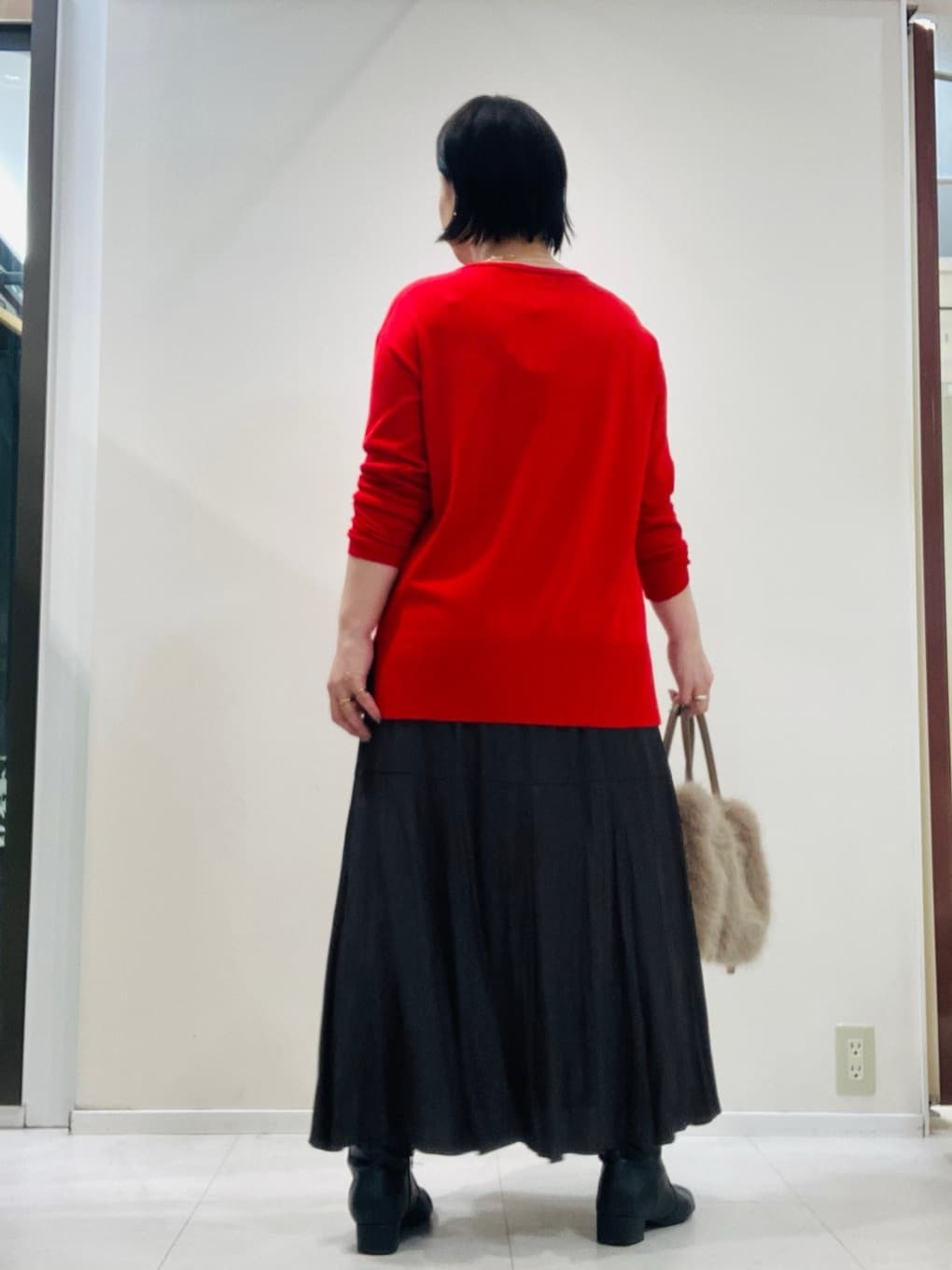 YUMIKOさんの「UNTITLED｜【洗える/1枚で着映え】ソフト裾フレアスカート」を使ったコーディネート