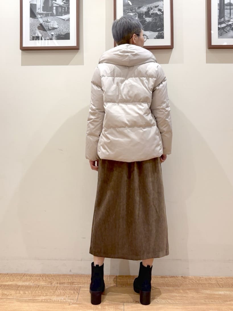 Ayumiさんの「SHOO･LA･RUE｜【撥水/洗える】ショートフーディーダウン」を使ったコーディネート