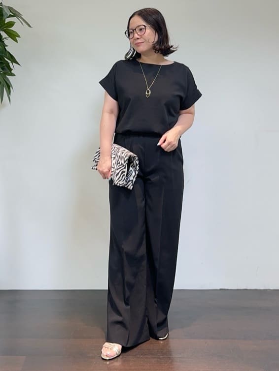 Asamiさんの「UNTITLED｜【コットン100/ゆったり/ショート丈/洗える】ベロアロゴTシャツ」を使ったコーディネート