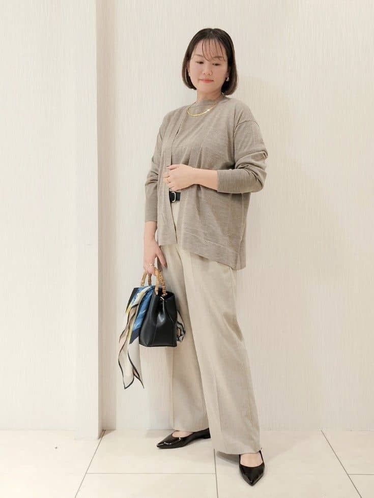 naokoさんの「UNTITLED｜【アンサンブル可/洗える/ボタンなし】シルクウールカシミヤ 着流しカーディガン」を使ったコーディネート
