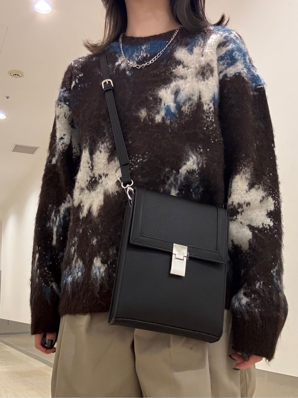 Renaさんの「tk.TAKEO KIKUCHI｜バギーチノパンツ」を使ったコーディネート
