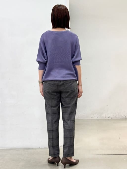 fujiさんの「THE SHOP TK｜6分袖ガータードルマンニット【エコベロ/洗濯機OK】」を使ったコーディネート