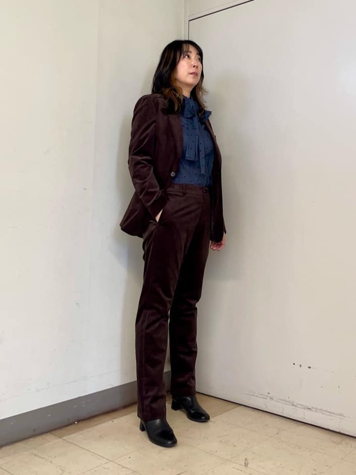 iwさんの「TAKEO KIKUCHI｜【Sサイズ～】ストレッチコーデュロイ ジャケット」を使ったコーディネート
