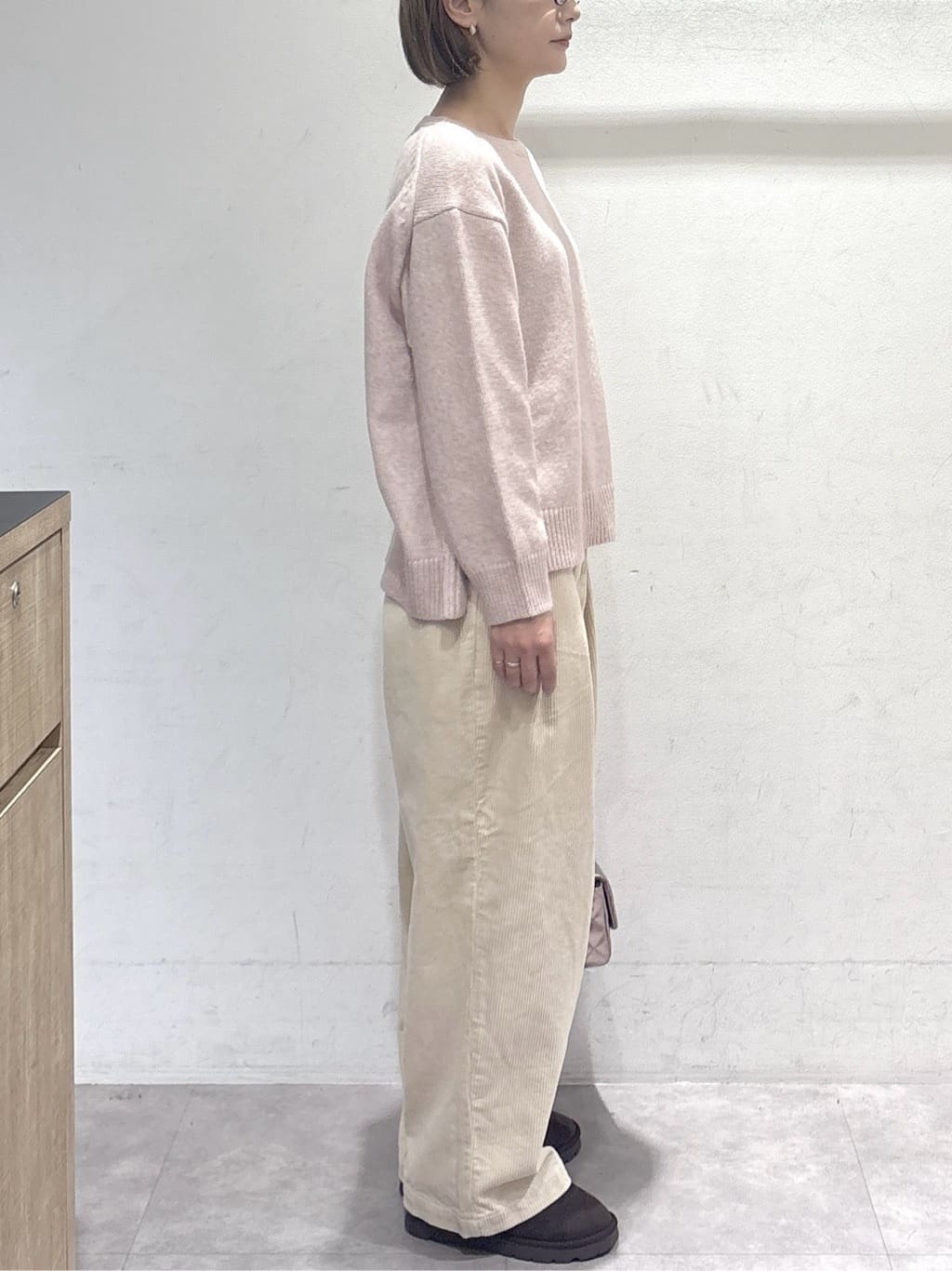 たけねぇさんの「OPAQUE.CLIP｜リラクシークルーネックニット【洗濯機OK】」を使ったコーディネート