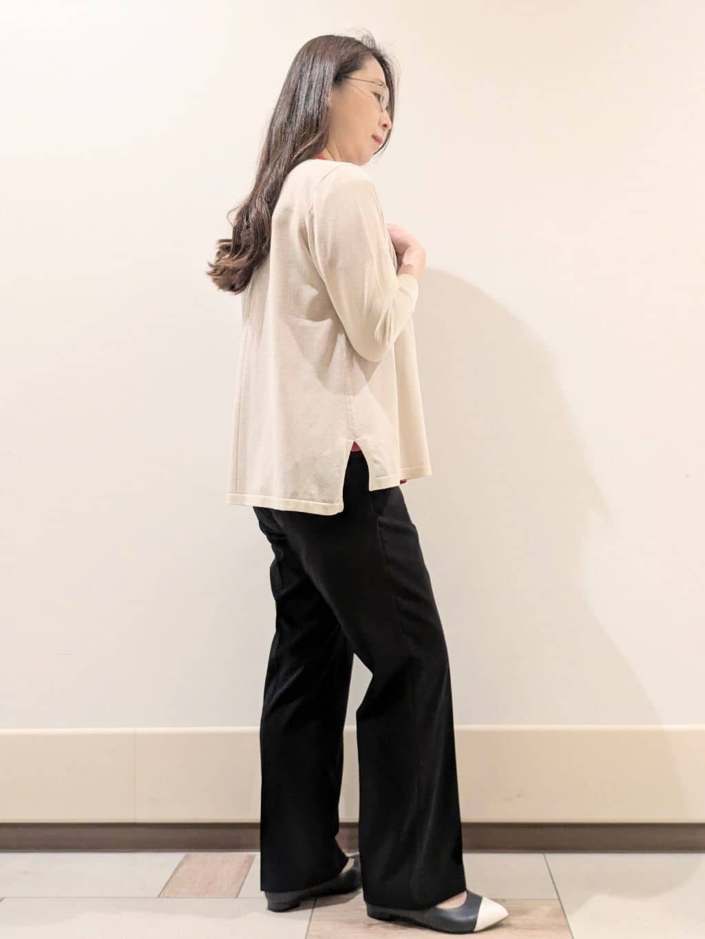 imamiさんの「Reflect｜【マシンウォッシュ可】リネンライクフレアパンツ」を使ったコーディネート