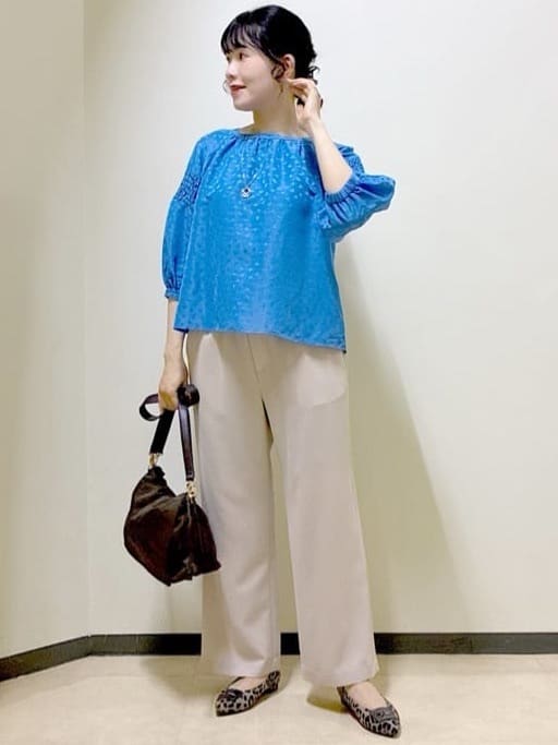 beni_gingerさんの「Reflect｜【接触冷感／マシンウォッシュ可／ウエスト総ゴム】ワイドシルエットパンツ」を使ったコーディネート