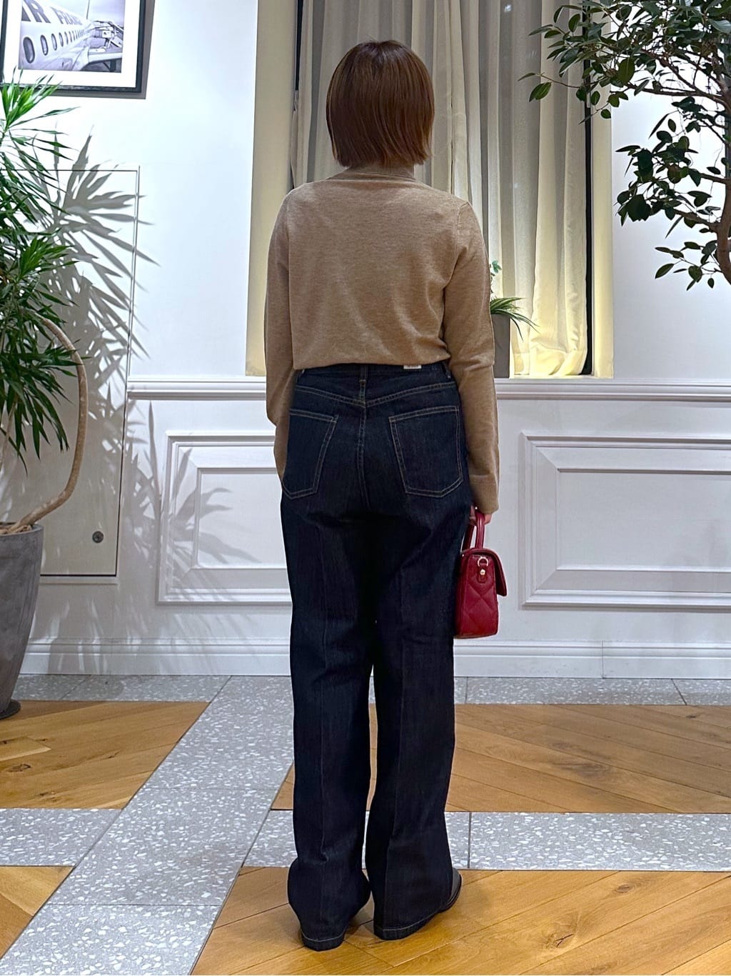 なべこさんの「DRESSTERIOR｜【otonaMUSE5月号掲載】センタープレス ワイドストレートデニム」を使ったコーディネート