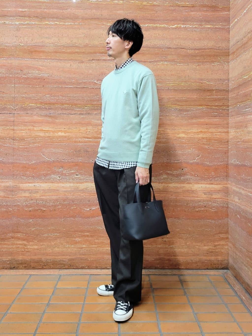 piroyaさんの「TAKEO KIKUCHI｜【Air Palette Knit】ワンポイント カラーニット プルオーバー」を使ったコーディネート