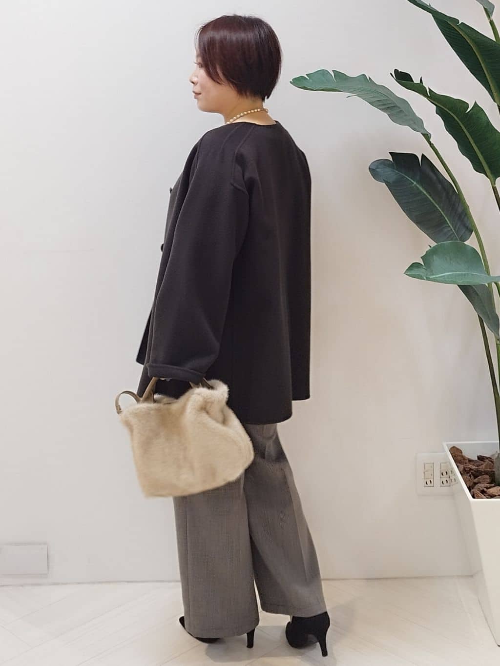 s u g iさんの「UNTITLED｜【ミディ丈/軽やか】セミラグランリバー コート」を使ったコーディネート