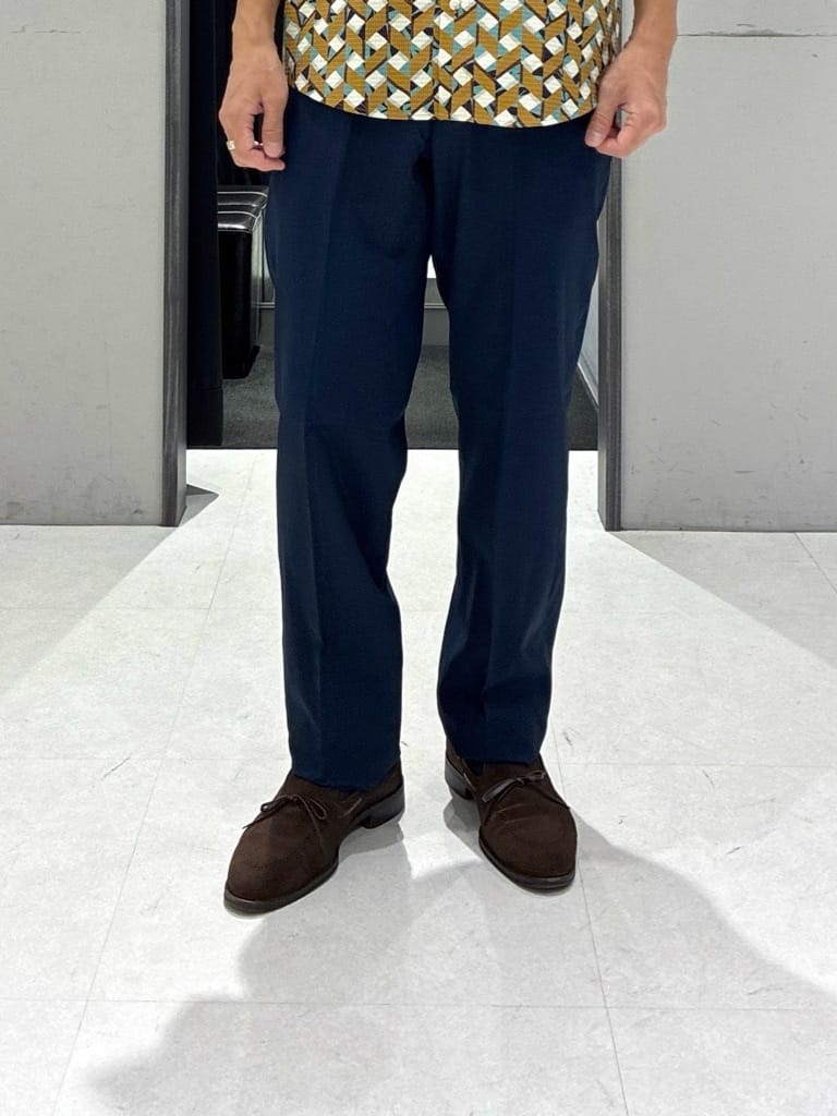 わいずみさんの「TAKEO KIKUCHI｜【COOL CITY WEAR】籠目アート柄 サッカーシャツ /通気性」を使ったコーディネート