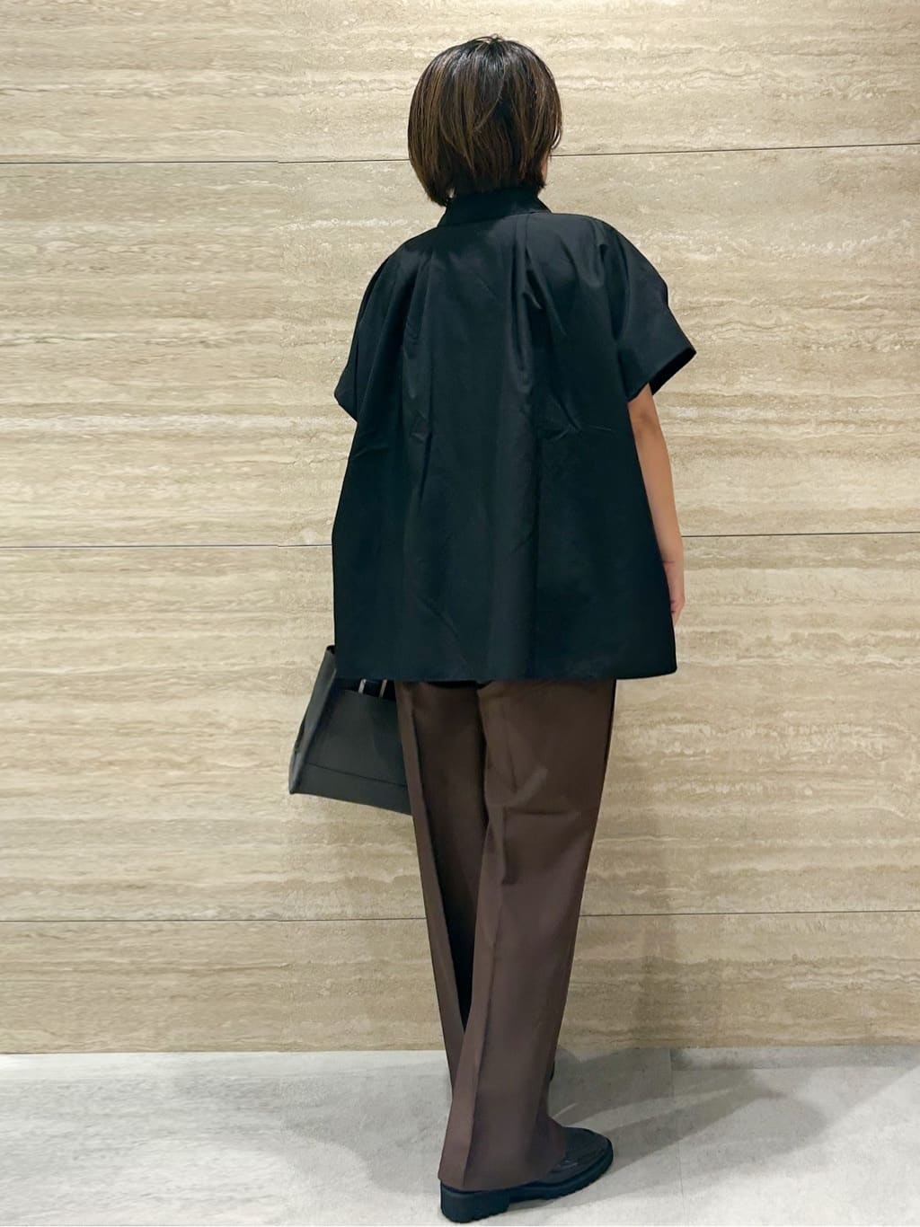 NAMIさんの「OPAQUE.CLIP｜《andGIRL掲載》リラクシーシャツ【洗濯機洗い可】」を使ったコーディネート