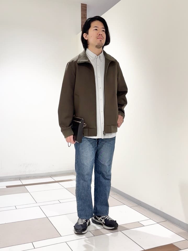 及川さんの「TAKEO KIKUCHI｜【JUST ONE LAYER】ダウンファブリック ジップアップ リブ ブルゾン」を使ったコーディネート