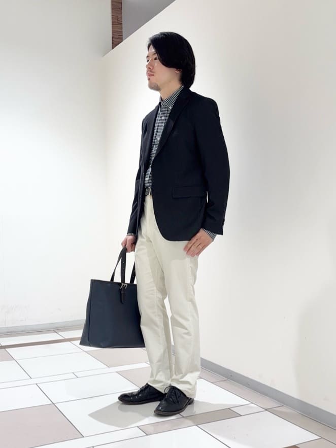 及川さんの「TAKEO KIKUCHI｜【360&deg;ストレッチ／セットアップ対応】None Of Stress ジャケット」を使ったコーディネート