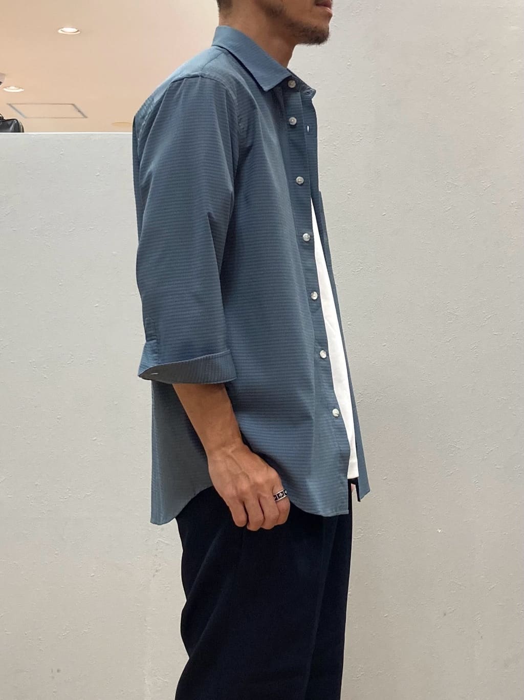 シュンさんの「TAKEO KIKUCHI｜【COOL CITY WEAR】DotAir（R）サッカー シャツ」を使ったコーディネート