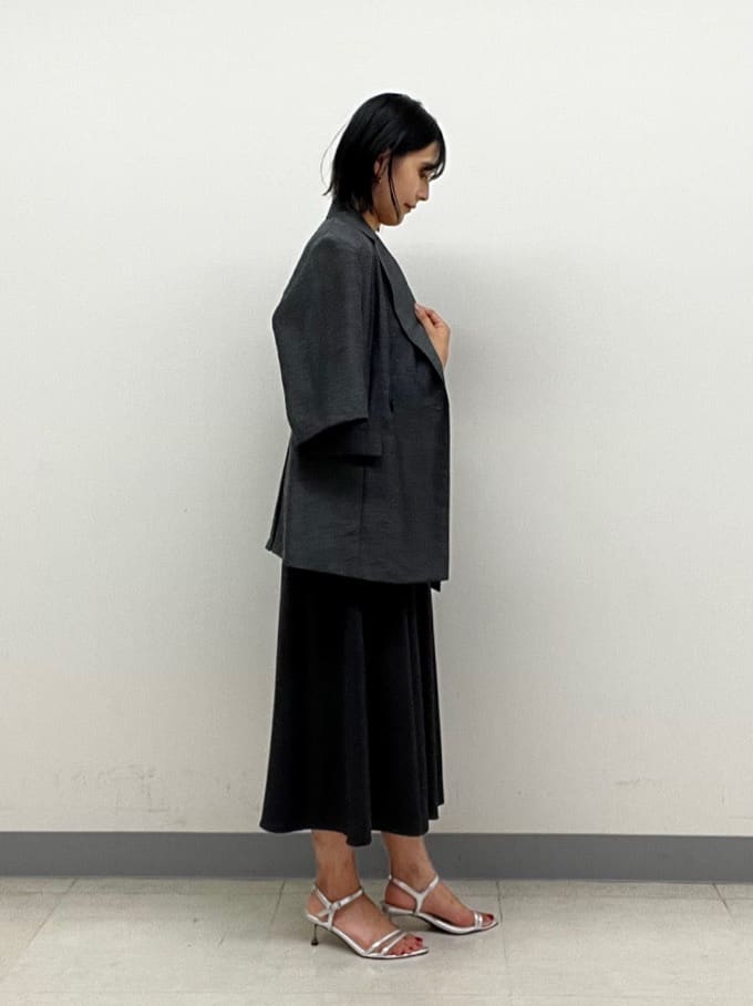hinanoさんの「INDIVI｜【美シルエット】ノースリーブワンピース」を使ったコーディネート