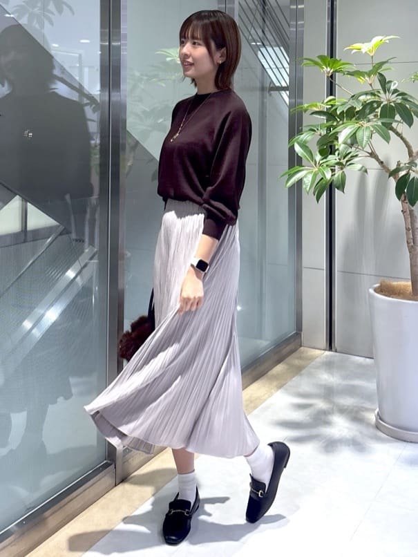 yukaさんの「UNTITLED｜【8色展開／コンパクト丈】レーヨン混 コクーンニット」を使ったコーディネート
