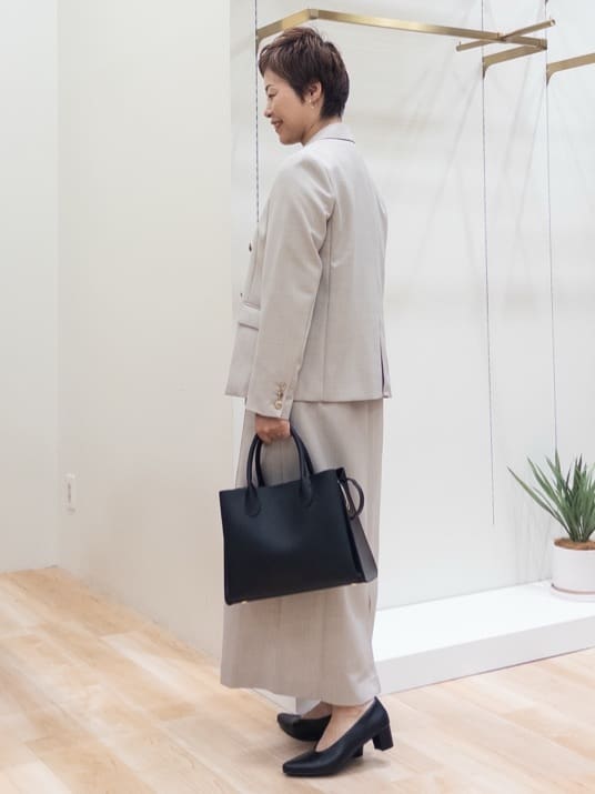 シュウコさんの「grove｜【カセット服】ダブルブレストテーラードジャケット」を使ったコーディネート