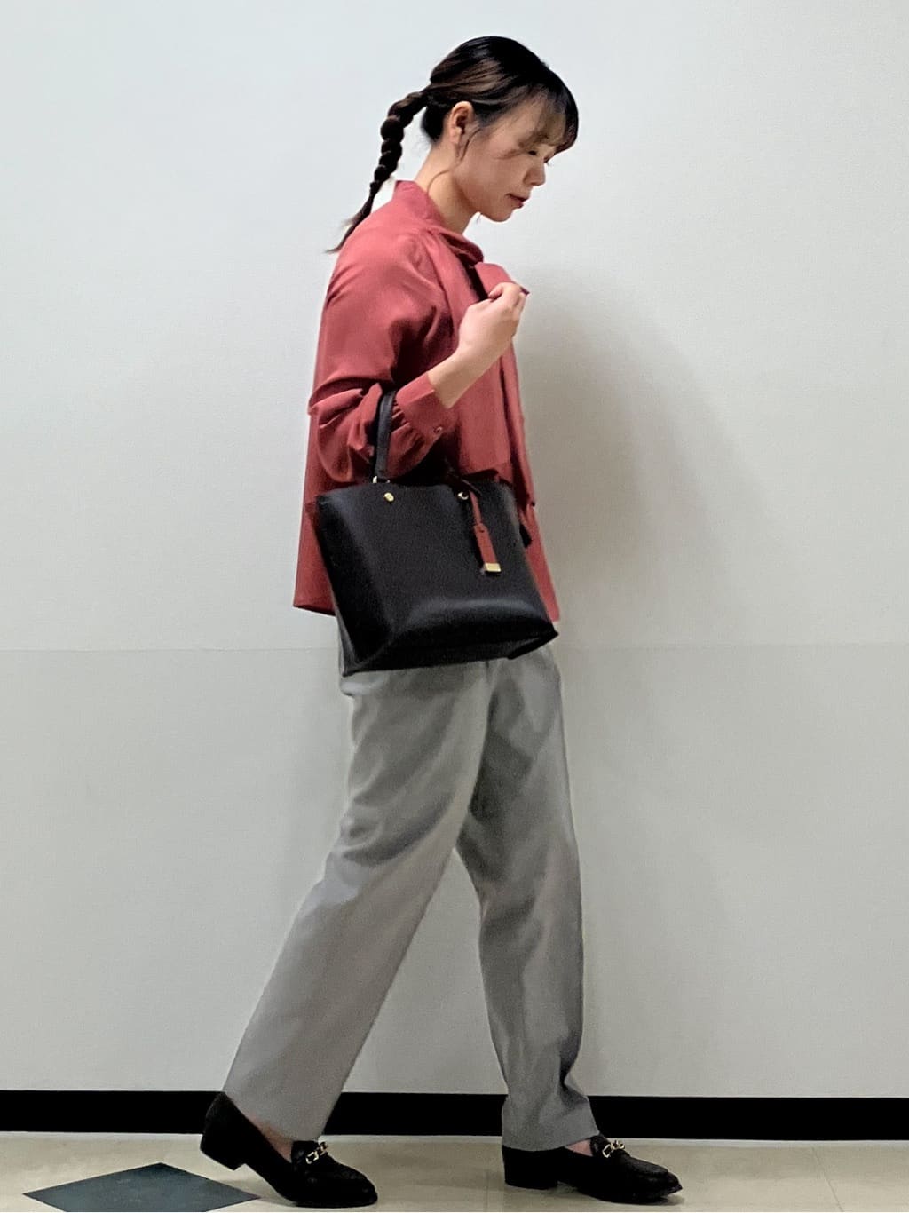MAYUKIさんの「index｜アシンメトリーレイヤードボウタイブラウス【洗濯機OK／イージーアイロン／防シワ】《XS～3L》」を使ったコーディネート
