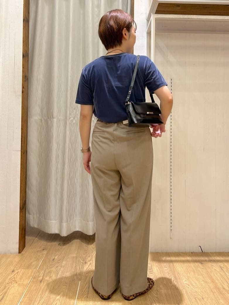 ga_riさんの「THE SHOP TK｜シアーベロアカットソー【洗える】」を使ったコーディネート