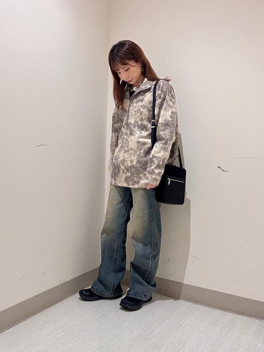 S.A.Oさんの「tk.TAKEO KIKUCHI｜ヴィンテージライクプリント ハーフジッププルオーバー」を使ったコーディネート