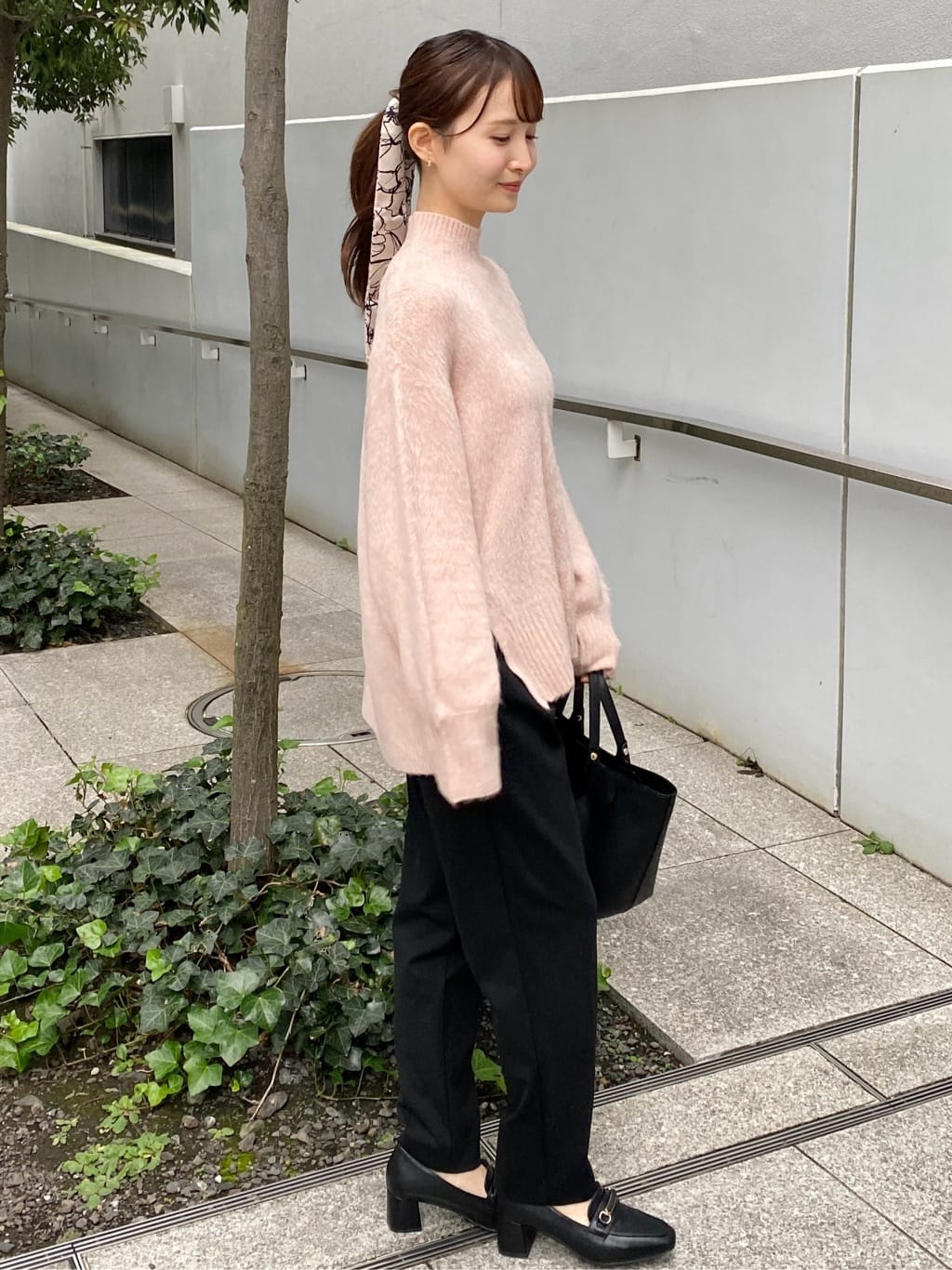 みさかさんの「index｜ハイネックパフニット【洗濯機OK】」を使ったコーディネート