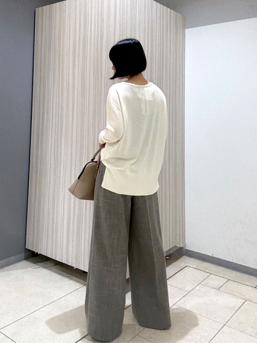 Itoさんの「UNTITLED｜【8色展開/体型カバー】魅せるタイムレスニット」を使ったコーディネート