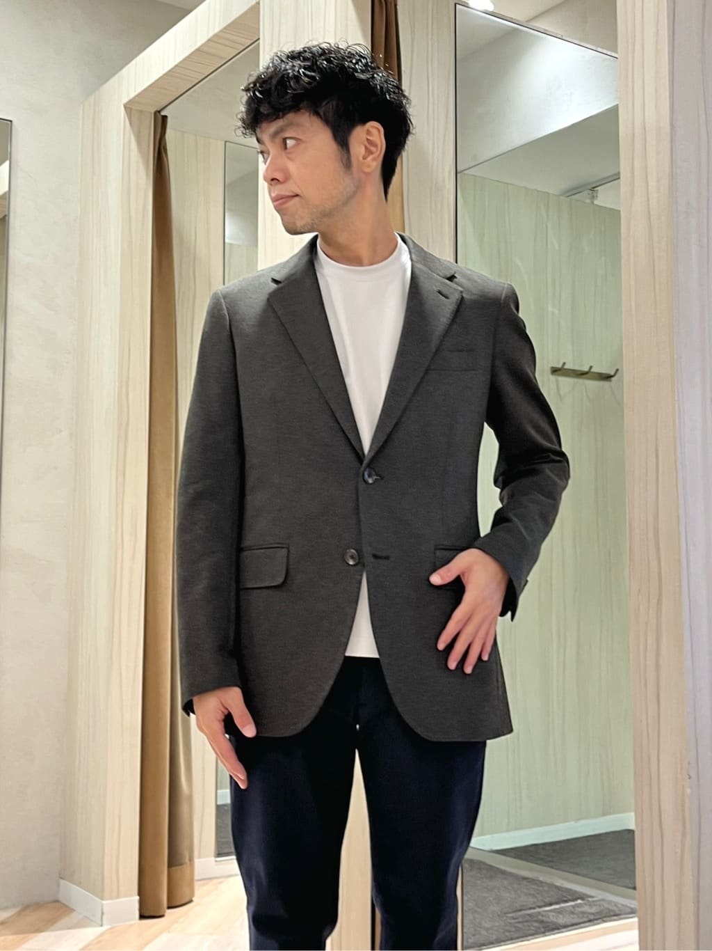 URAさんの「TAKEO KIKUCHI｜ストレッチ テーラードＴシャツ」を使ったコーディネート