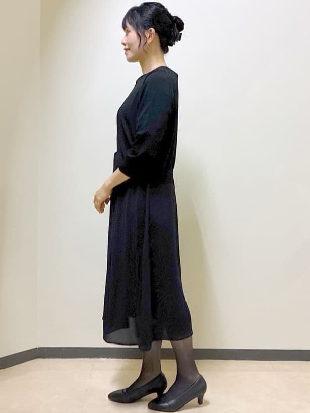  beni_gingerさんの「Reflect｜【吸水速乾／防しわ】シルキープリーツワンピース」を使ったコーディネート