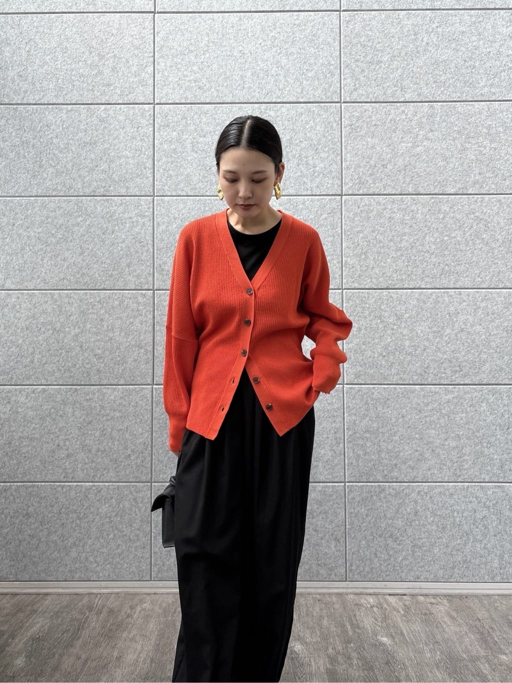 ayanoさんの「INDIVI｜シグネチャーシアーロンT」を使ったコーディネート