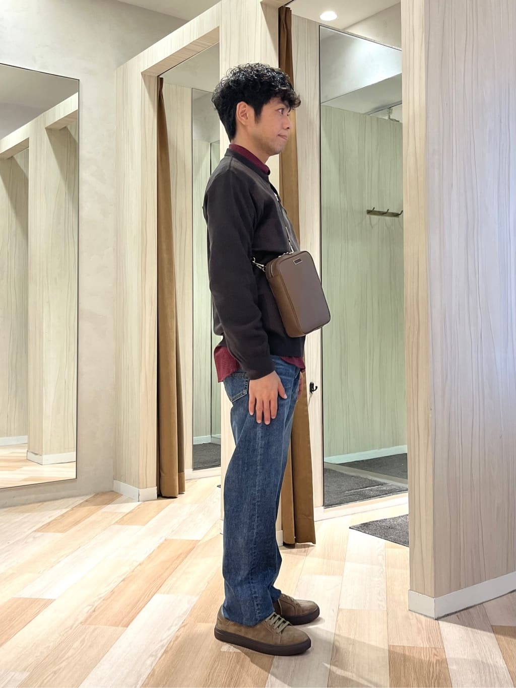 URAさんの「TAKEO KIKUCHI｜【Made in JAPAN】ビッグチェック＆スライドパズル柄 ニット」を使ったコーディネート