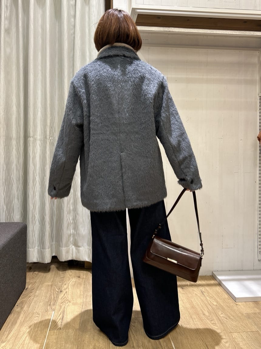 ga_riさんの「THE SHOP TK｜纏うだけで大人上品 シャギーチェスターハーフコート」を使ったコーディネート