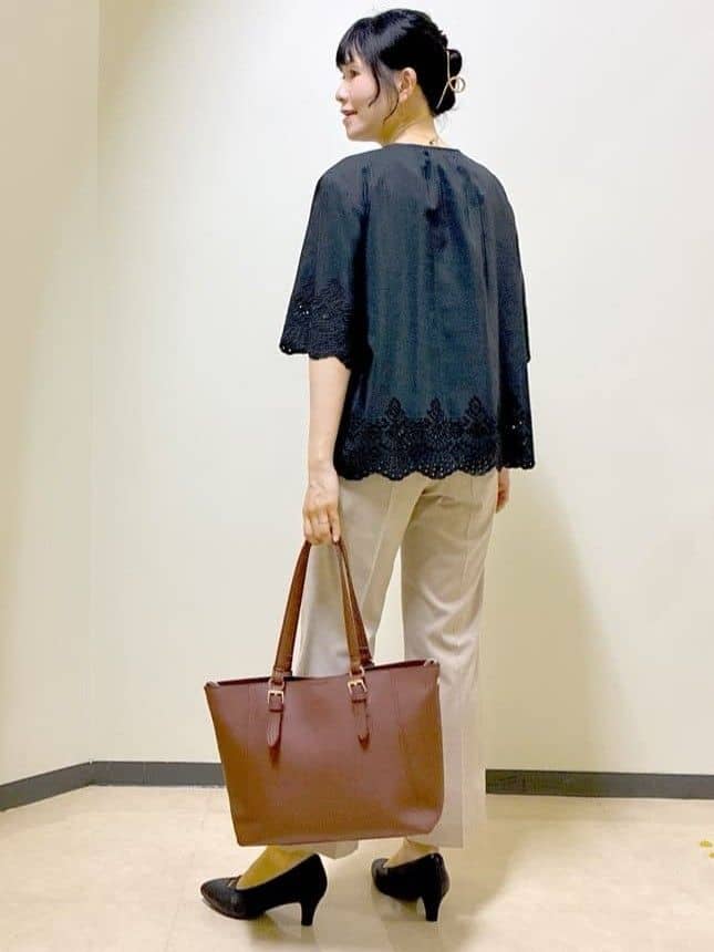  beni_gingerさんの「Reflect｜【洗える／セットアップ可】ストレートラインパンツ」を使ったコーディネート